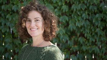 Headshot of Liz Maynard, Faculty Coordinator at the Teaching and Learning Lab