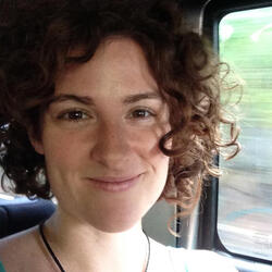 Profile picture of Elizabeth Maynard, Faculty Coordinator, Teaching & Learning Lab