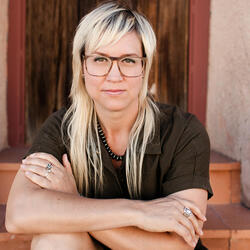 Headshot of Sara Ossana