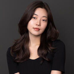 Headshot image of Katherine Lee, Graduate Research Assistant at the Teaching & Learning Lab