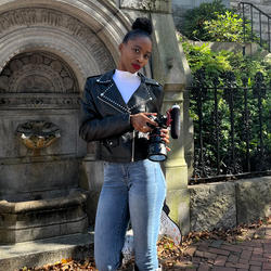 Tanaya Henson Profile Picture